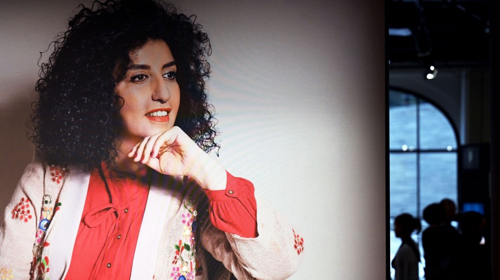 Iran: la prix Nobel de la paix Narges Mohammadi a été transférée de prison, dit son mari