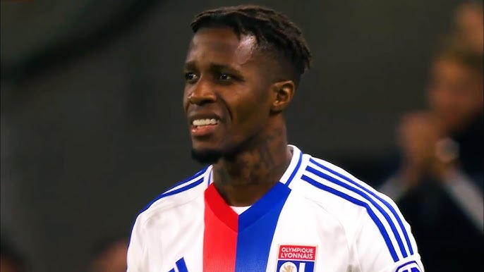 Lyon : Zaha file à Charlotte (officiel)