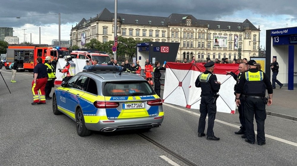 Allemagne: le bilan de l'attaque au couteau à la gare de Hambourg passe à 18 blessés