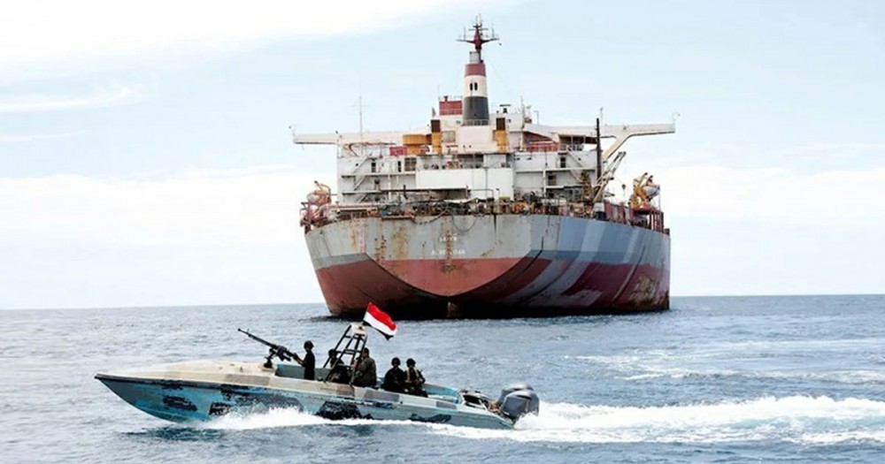 Un navire touché par un projectile au large du Yémen (agence maritime)